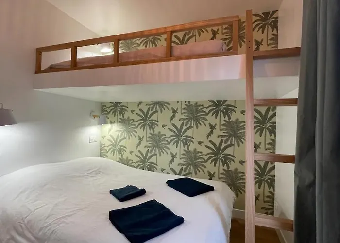 Paroga A 100m De La Appartement