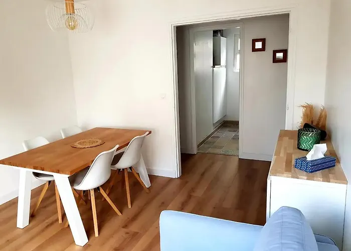 Paroga A 100m De La Appartement *