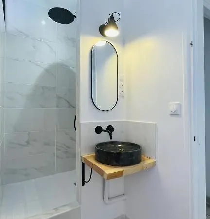 Paroga - Familial A 100 M De La - 2 - Wi-fi Fibre Apartamento *
