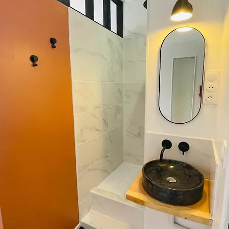 Paroga - Familial A 100 M De La - 2 - Wi-fi Fibre Apartamento *